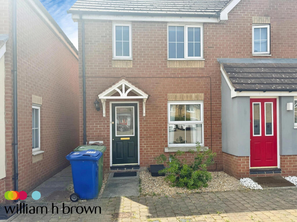 2 bed Mid Terraced House for rent in Chadwell St Mary. From William H Brown - Grays 2 bed Mid Terraced House for rent in Chadwell St Mary. From William H Brown - Grays