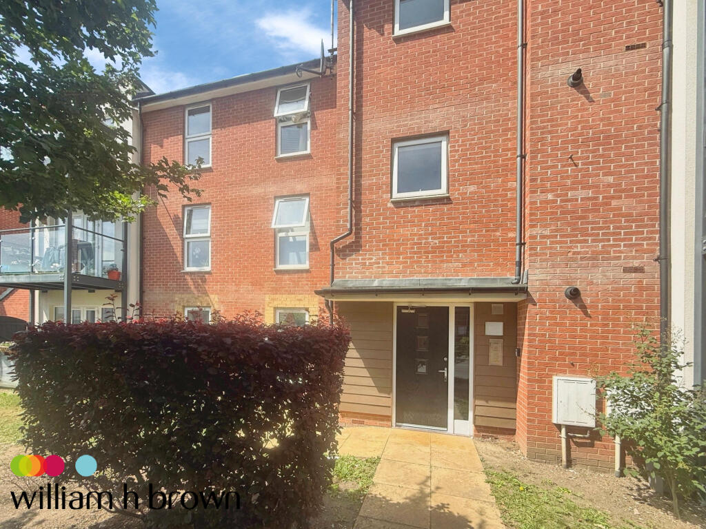 2 bed Apartment for rent in Grays. From William H Brown - Grays