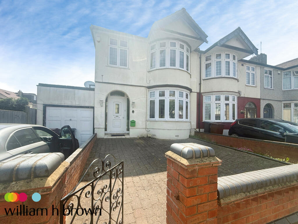 3 bed Detached for rent in Barking. From William H Brown - Grays