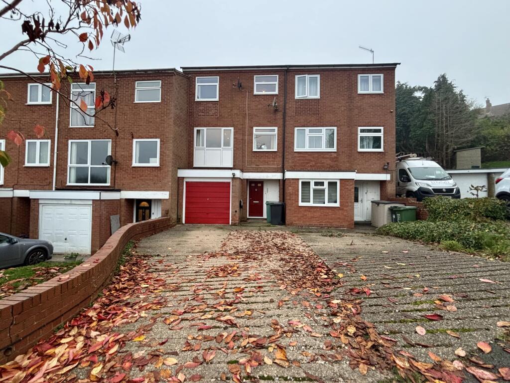 3 bed Mid Terraced House for rent in Redditch. From Shipways - Shirley 3 bed Mid Terraced House for rent in Redditch. From Shipways - Shirley
