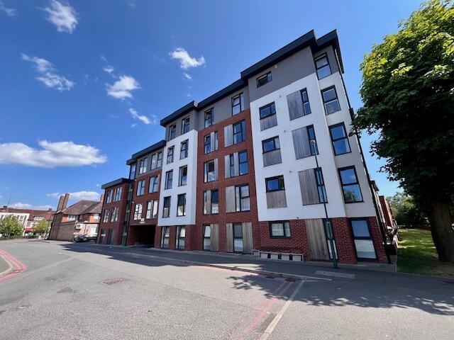 2 bed Apartment for rent in Solihull. From Shipways - Shirley