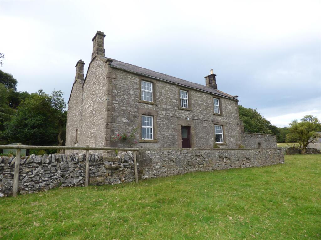 4 bed Farm House for rent in Brassington. From Bury & Hilton - Leek