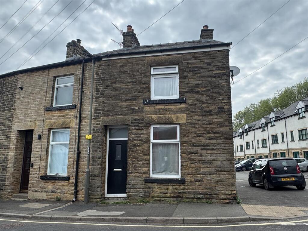 2 bed End of Terrace for rent in Buxton. From Bury & Hilton - Leek
