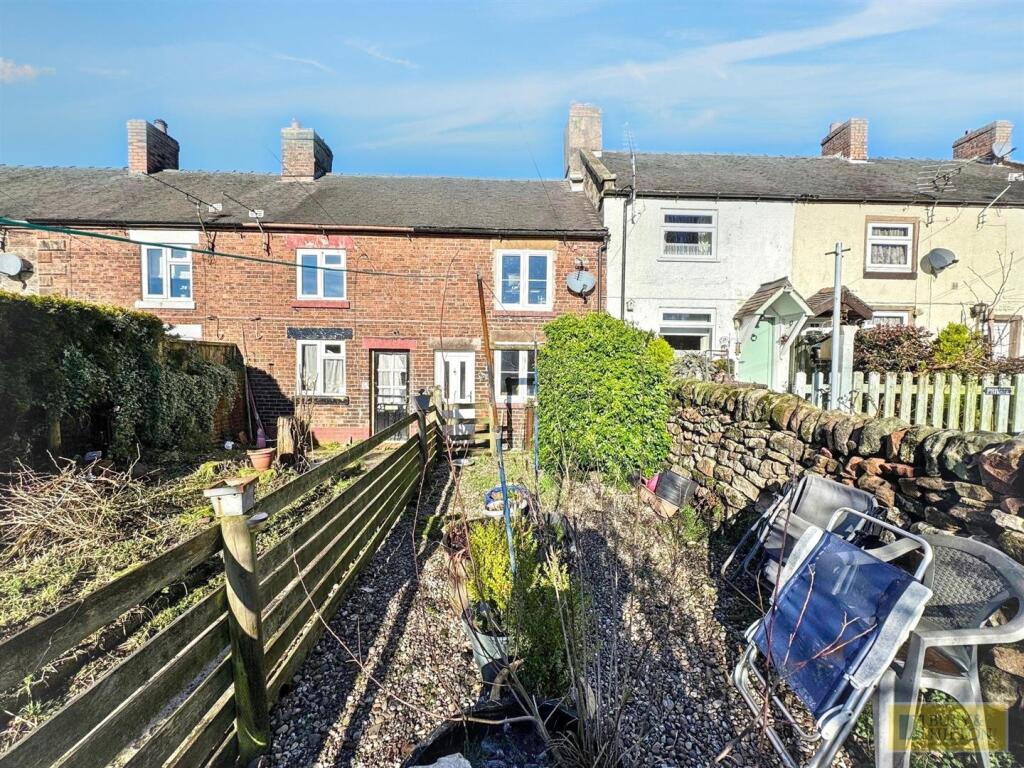 2 bed Mid Terraced House for rent in Ipstones. From Bury & Hilton - Leek 2 bed Mid Terraced House for rent in Ipstones. From Bury & Hilton - Leek