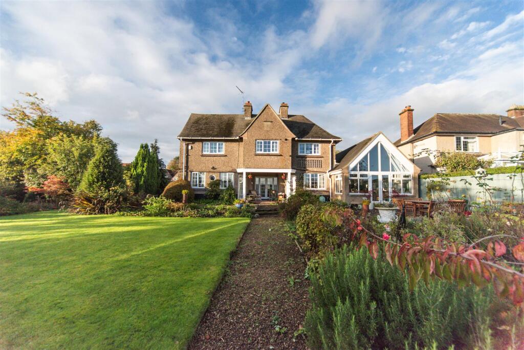 4 bed Detached for rent in Ashbourne. From Bury & Hilton - Leek