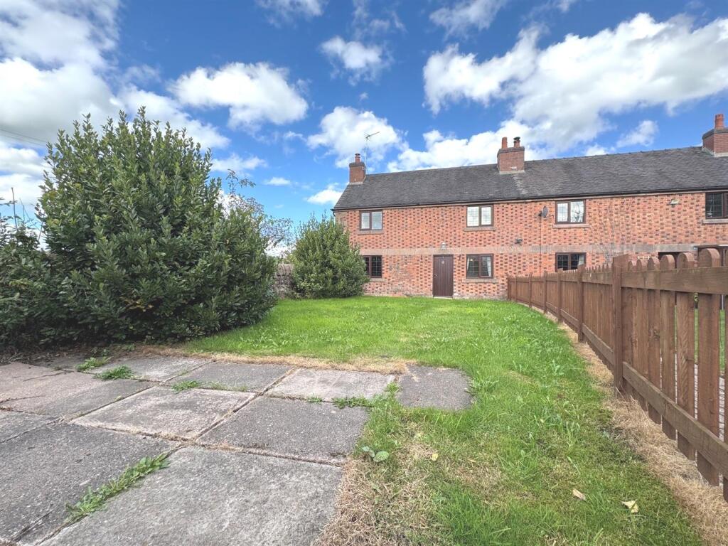 2 bed Semi Detached for rent in Whiston. From Bury & Hilton - Leek 2 bed Semi Detached for rent in Whiston. From Bury & Hilton - Leek