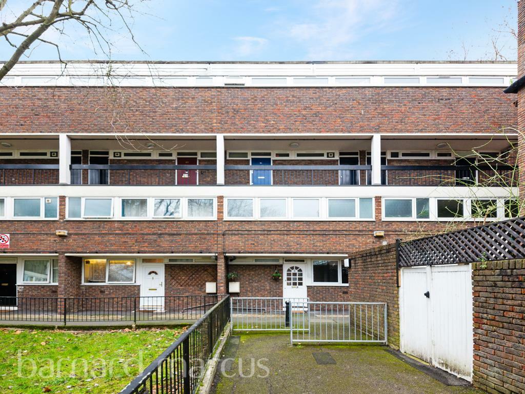 3 bed Duplex for rent in Hornsey. From Barnard Marcus - Muswell Hill