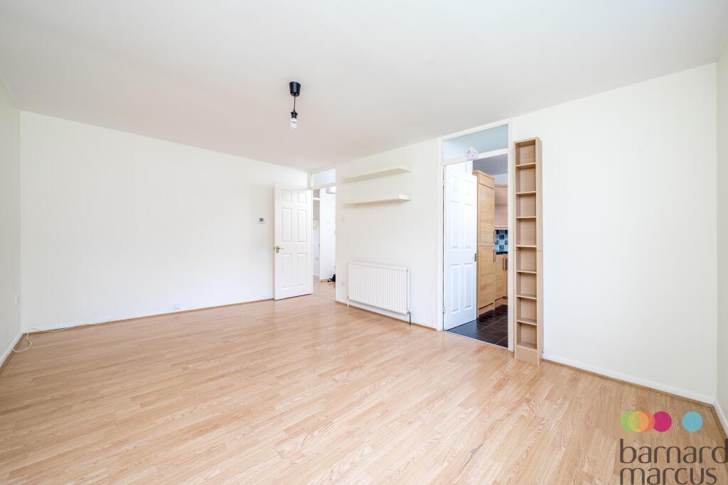 2 bed 1st Floor Flat for rent in Friern Barnet. From Barnard Marcus - Muswell Hill