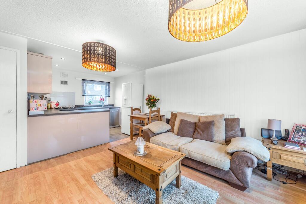 1 bed Annexe for rent in Camden Town. From Barnard Marcus - Muswell Hill 1 bed Annexe for rent in Camden Town. From Barnard Marcus - Muswell Hill